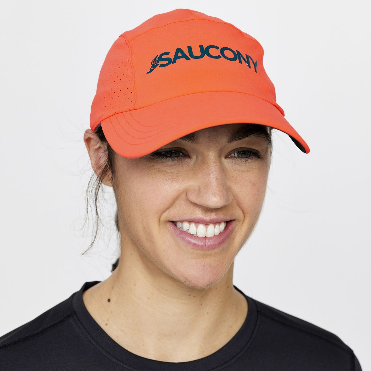 Outpace Hat, ViZiOrange, dynamic 3