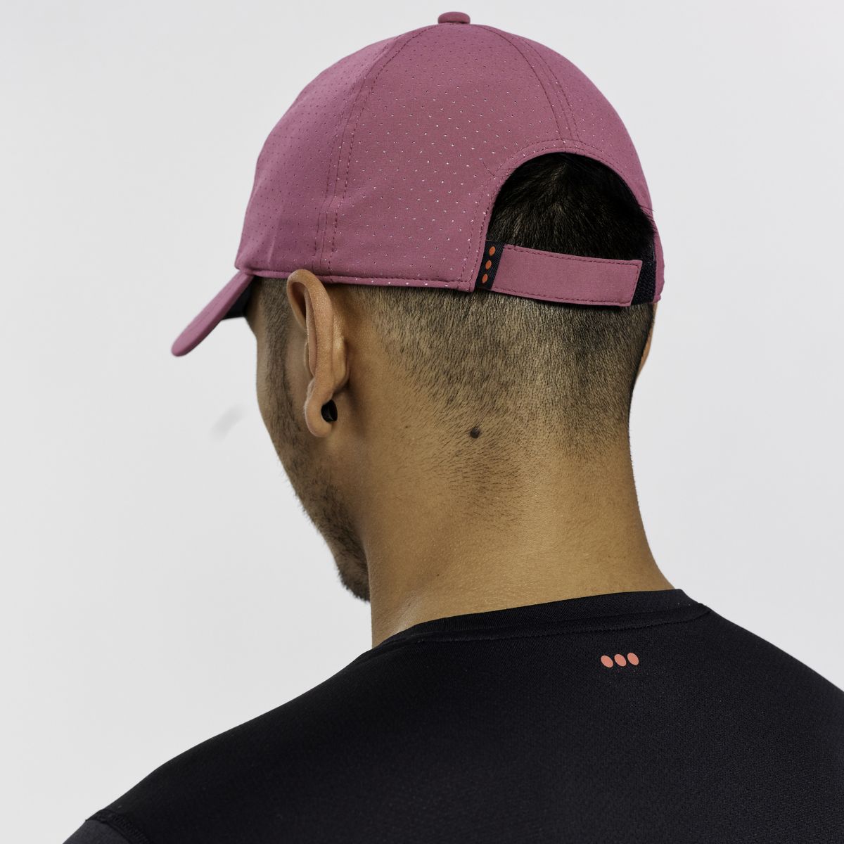 Outpace Petite Hat, Dusk, dynamic 2