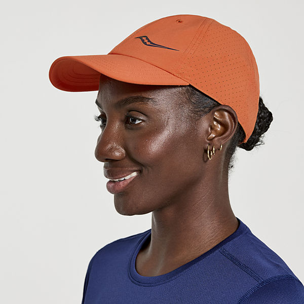 Outpace Petite Hat, Ember, dynamic