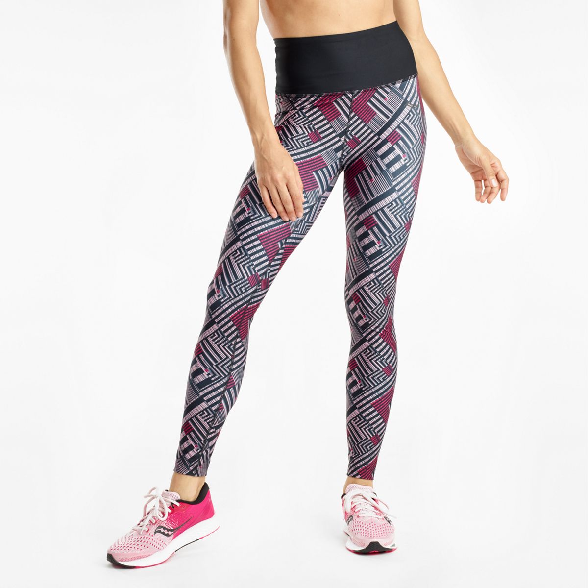 saucony running tights