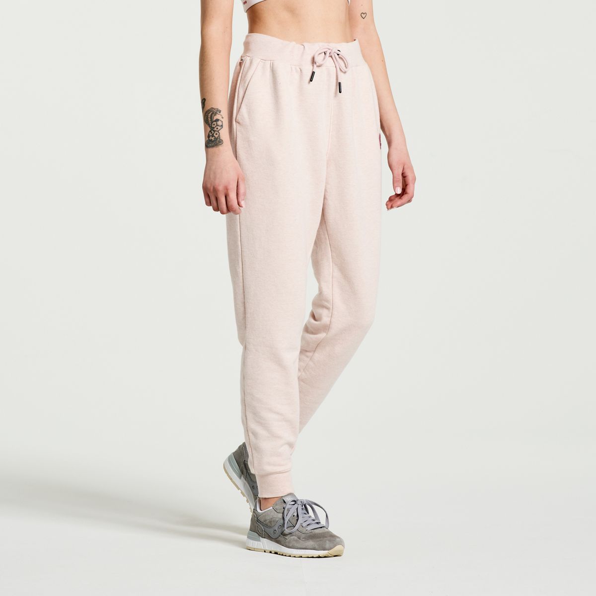 Saucony on sale pants pink