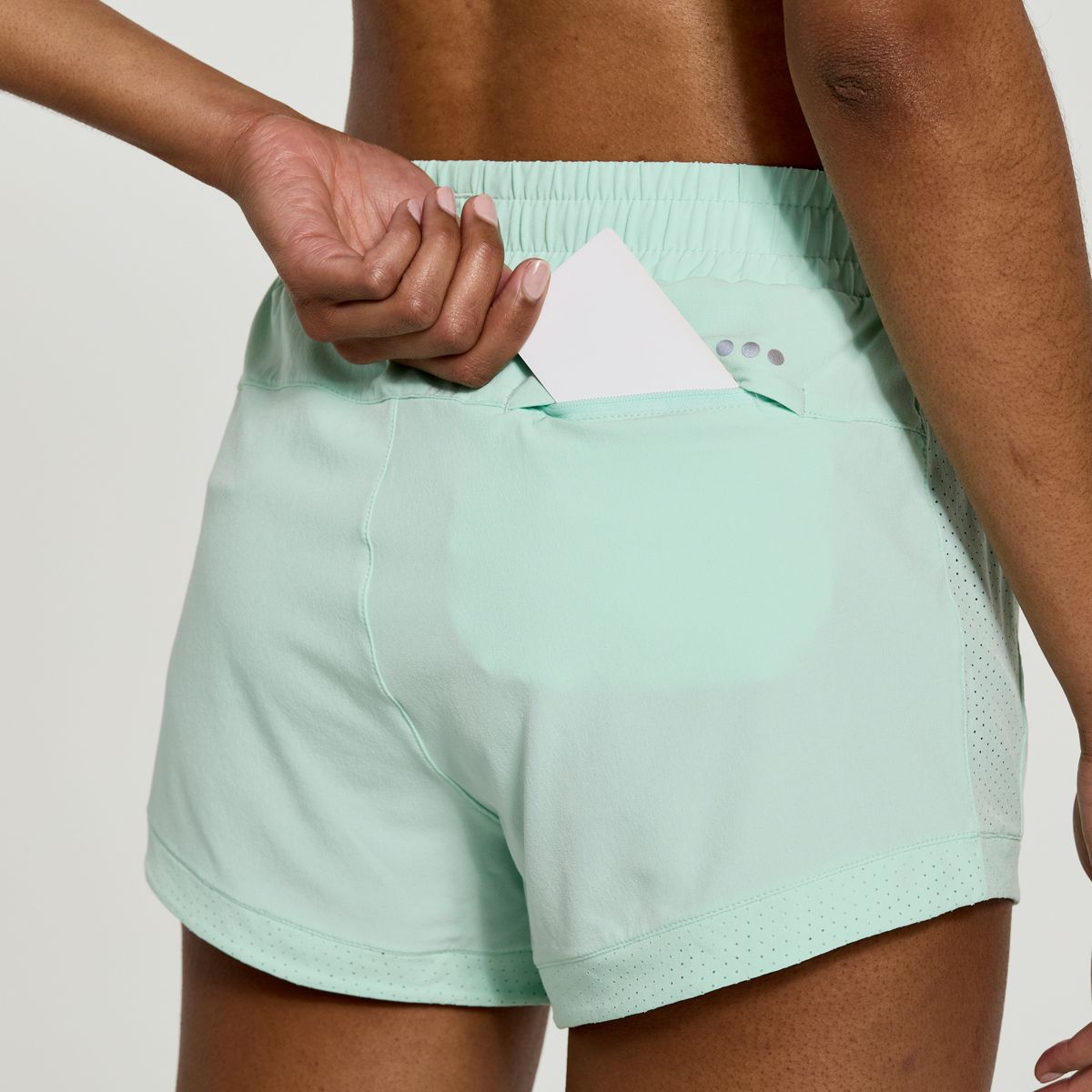 Outpace 3" Short, Atmos, dynamic 6