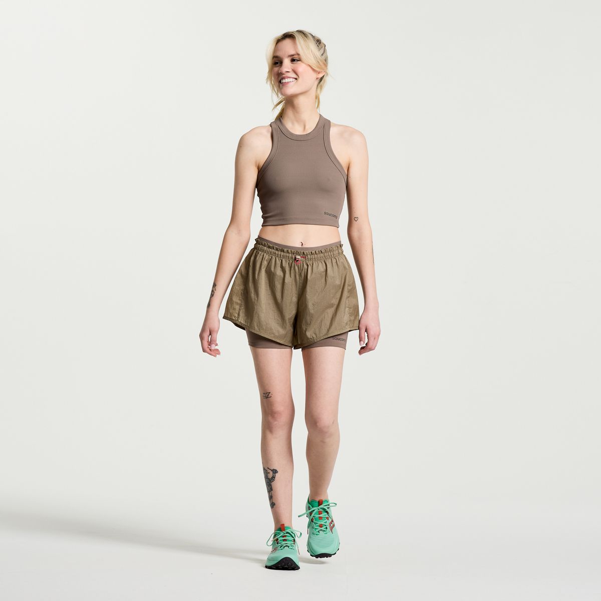 Elevate Crop Top, Umber, dynamic 3