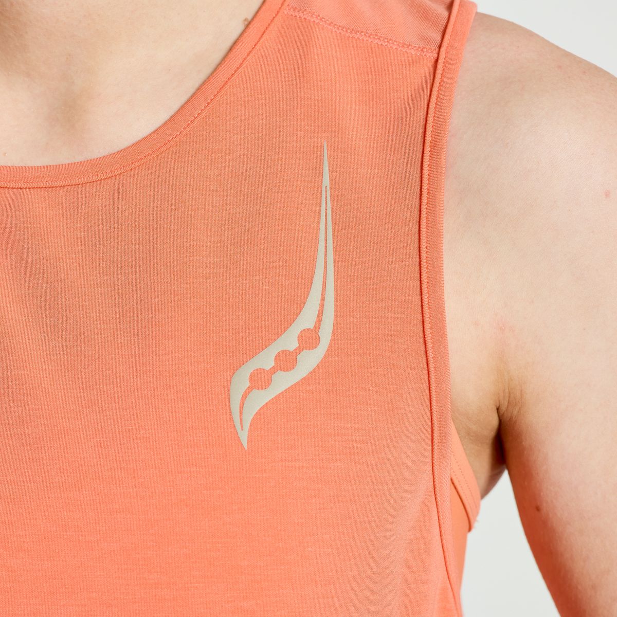 Pinnacle Crop Tank, Zenith, dynamic 4
