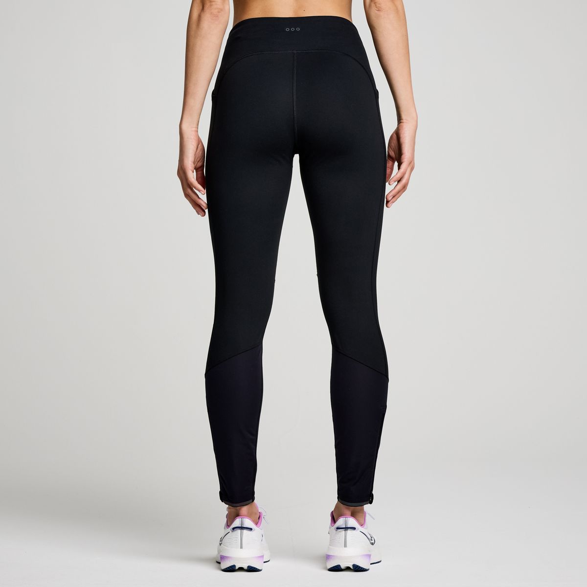 Runshield Tight, Black, dynamic 2