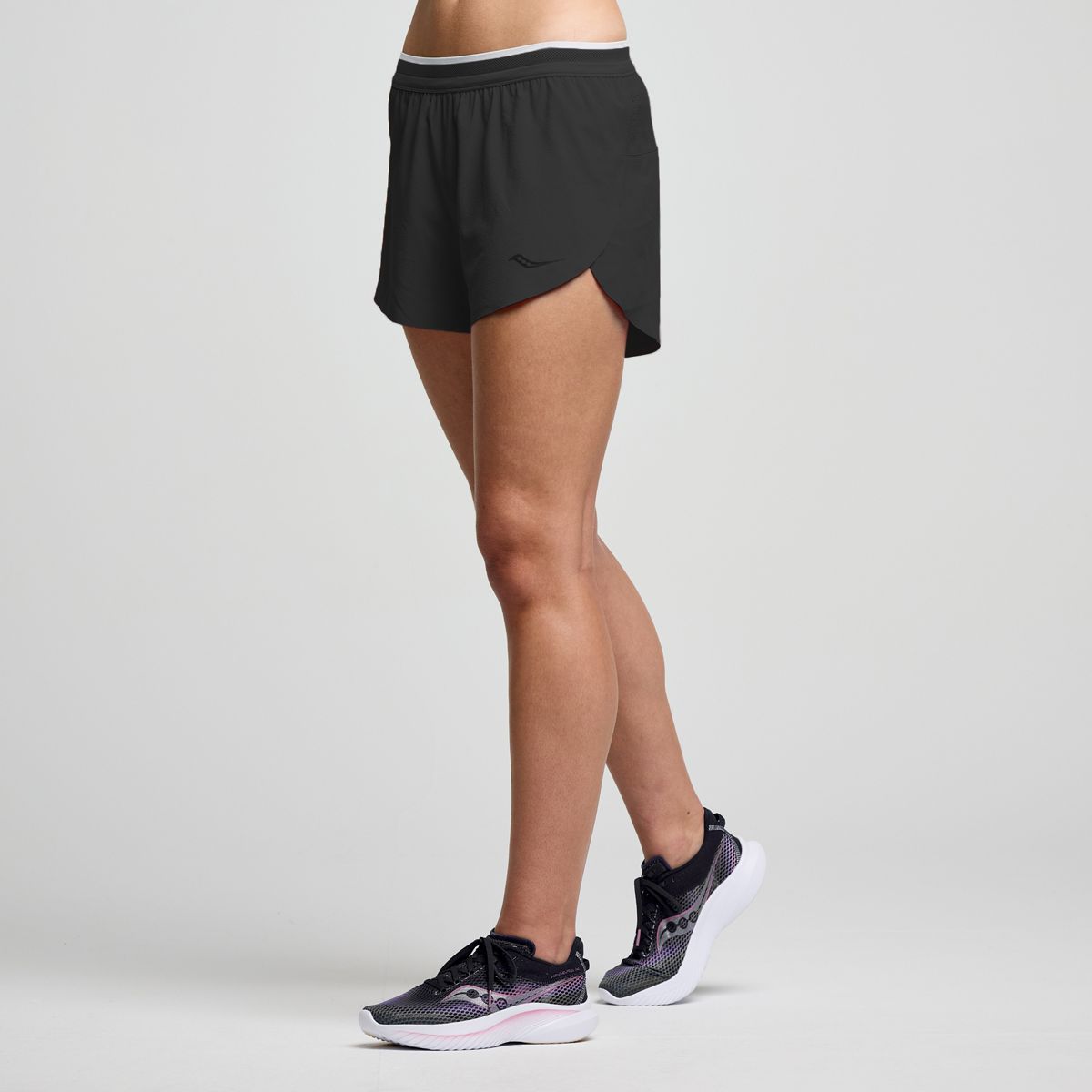 Kinvara 3" Short, Black, dynamic 2