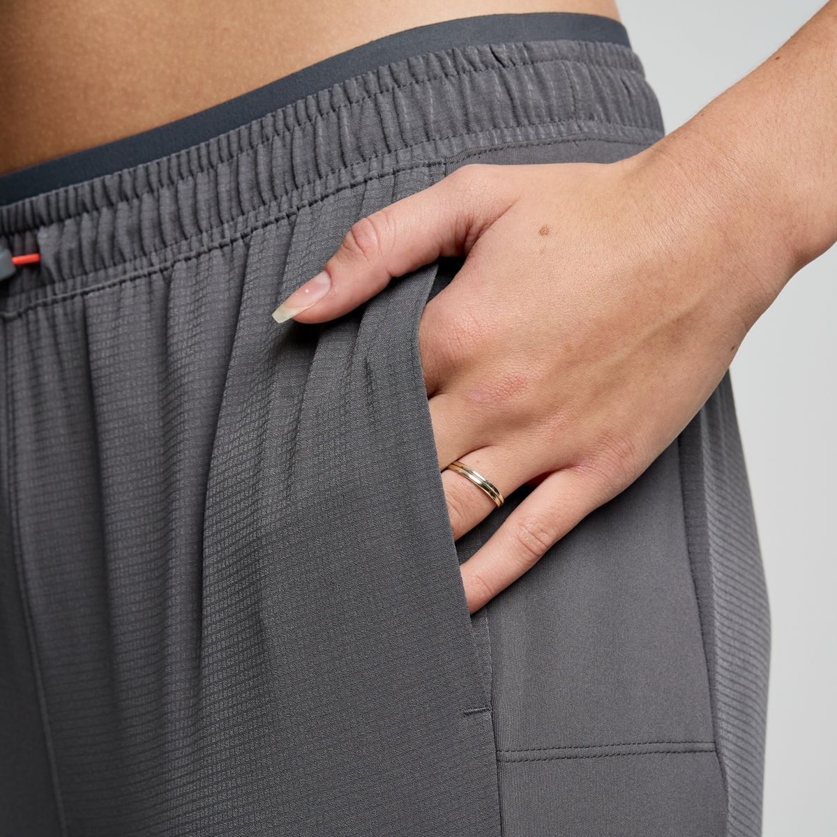 Endorphin Pant, Shadow, dynamic 8