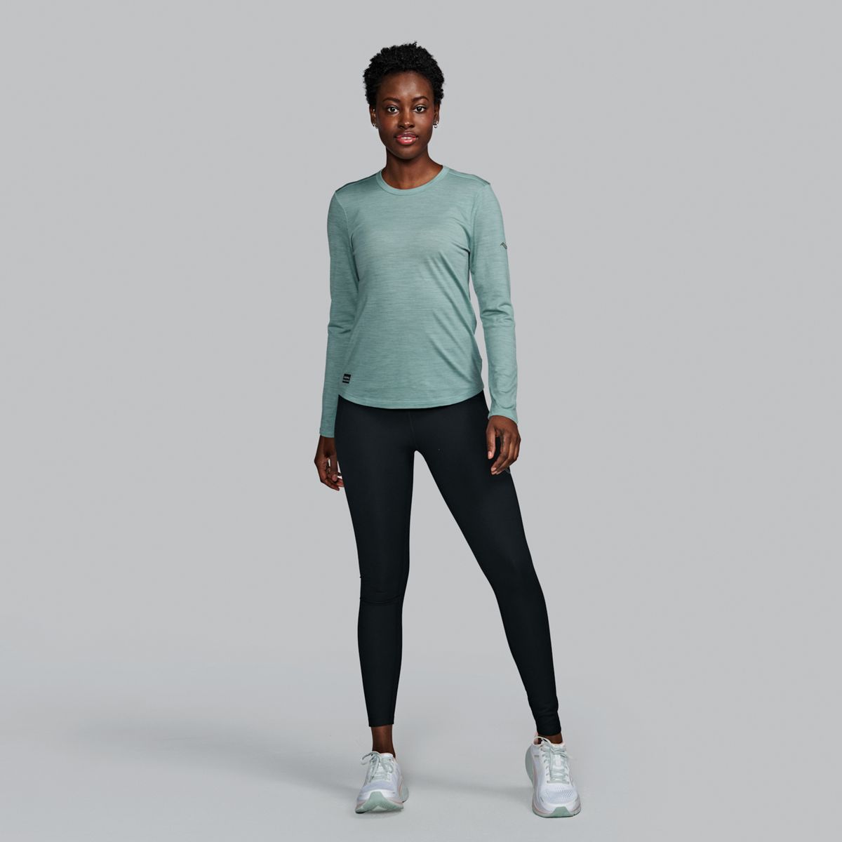 Triumph Long Sleeve, Aloe, dynamic