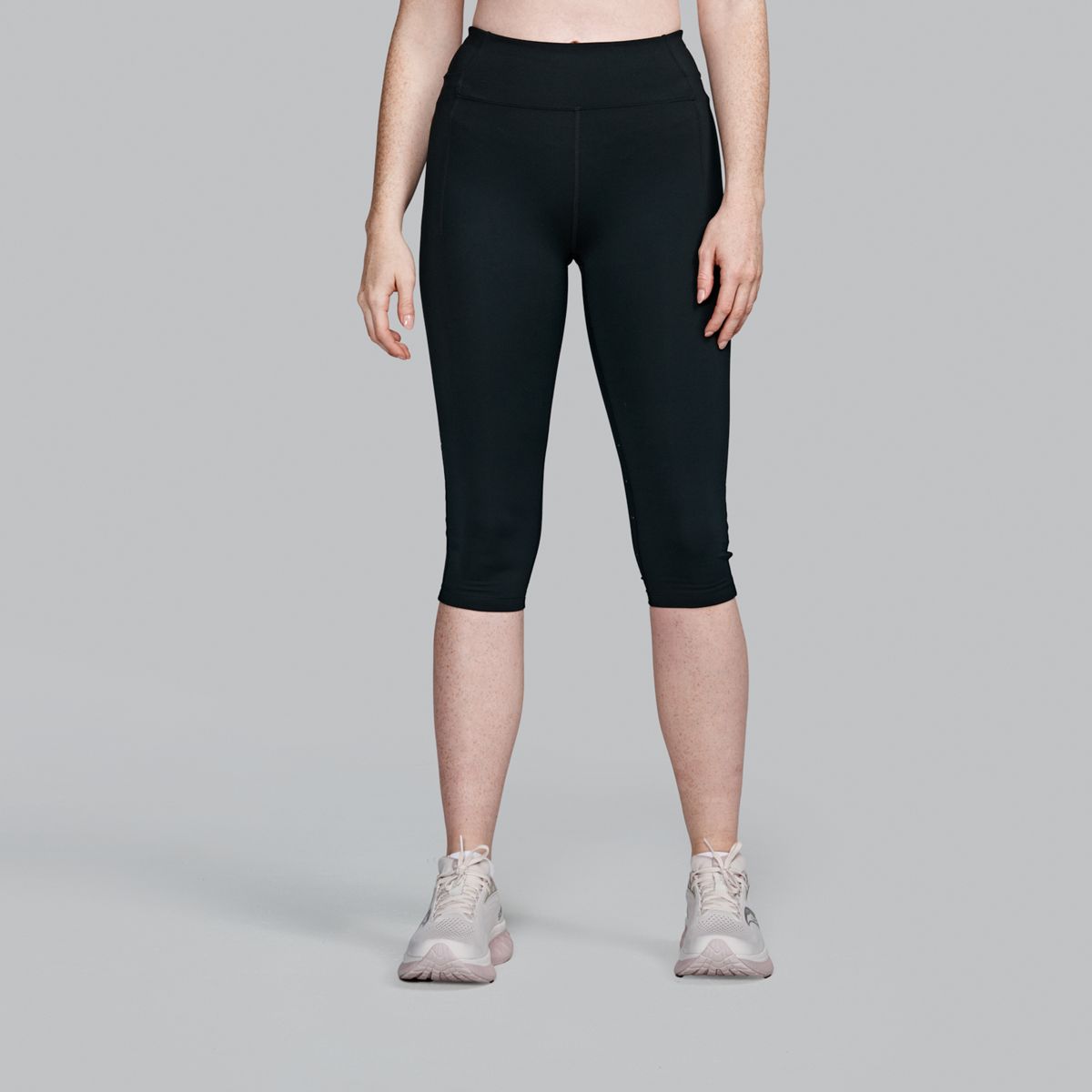 Fortify 16" Capri Tight, Black, dynamic 1