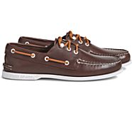 Cloud Authentic Original 3-Eye Leather Boat Shoe, Classic Brown, dynamic