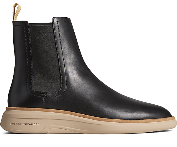 Gold Cup™ Commodore PLUSHWAVE™ Chelsea Boot, Black, dynamic