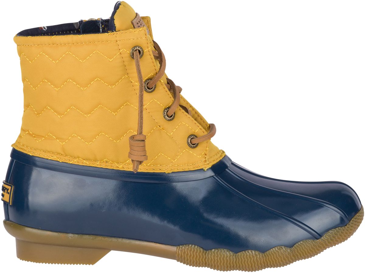 sperry saltwater quilted waterproof matte lace up duck boots