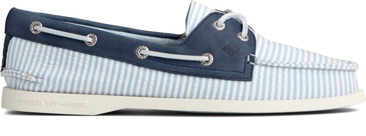 sperry women's blue boat shoes