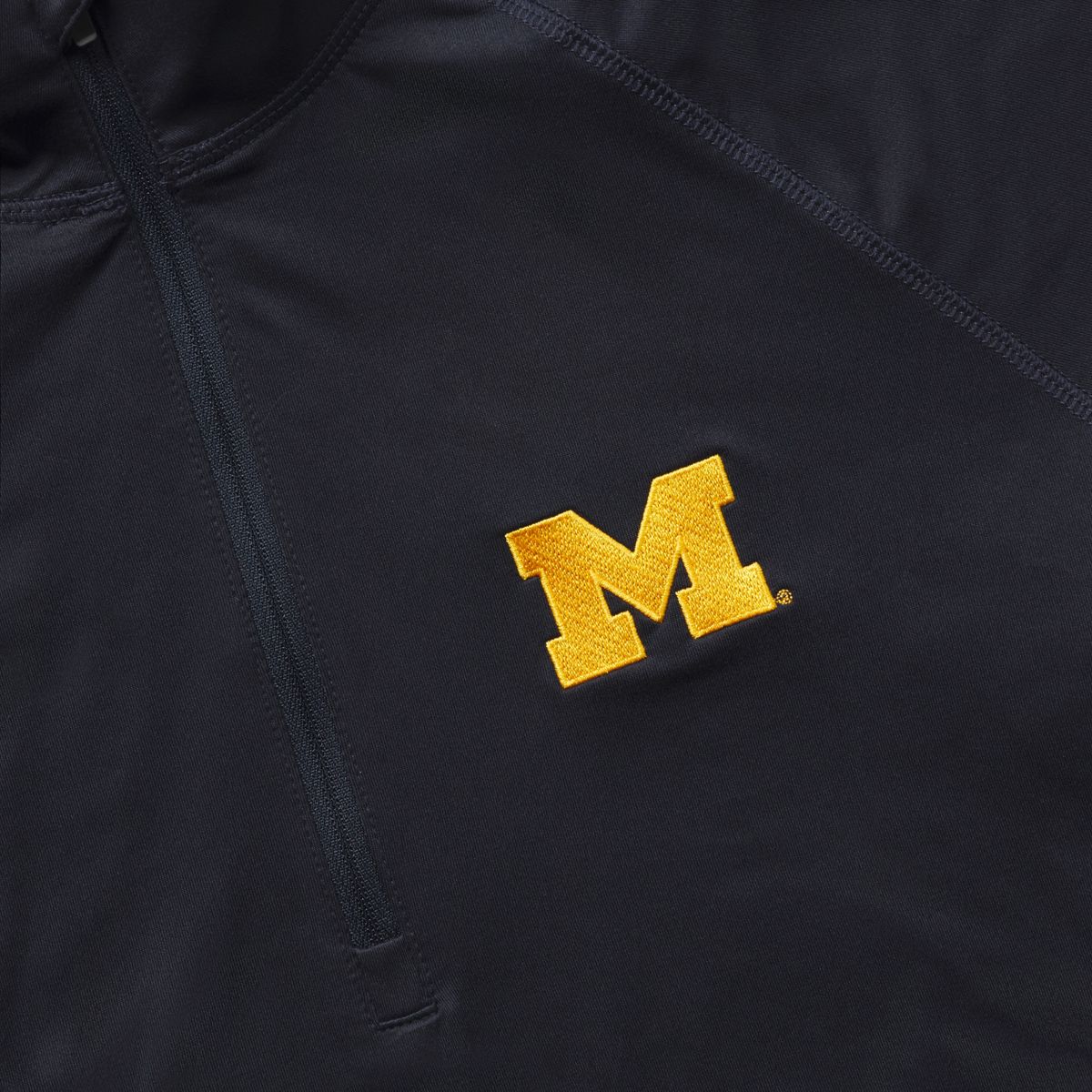 Wolverine x Valiant University of Michigan Sun-Stop Eco Half Zip, Dark Navy, dynamic 3