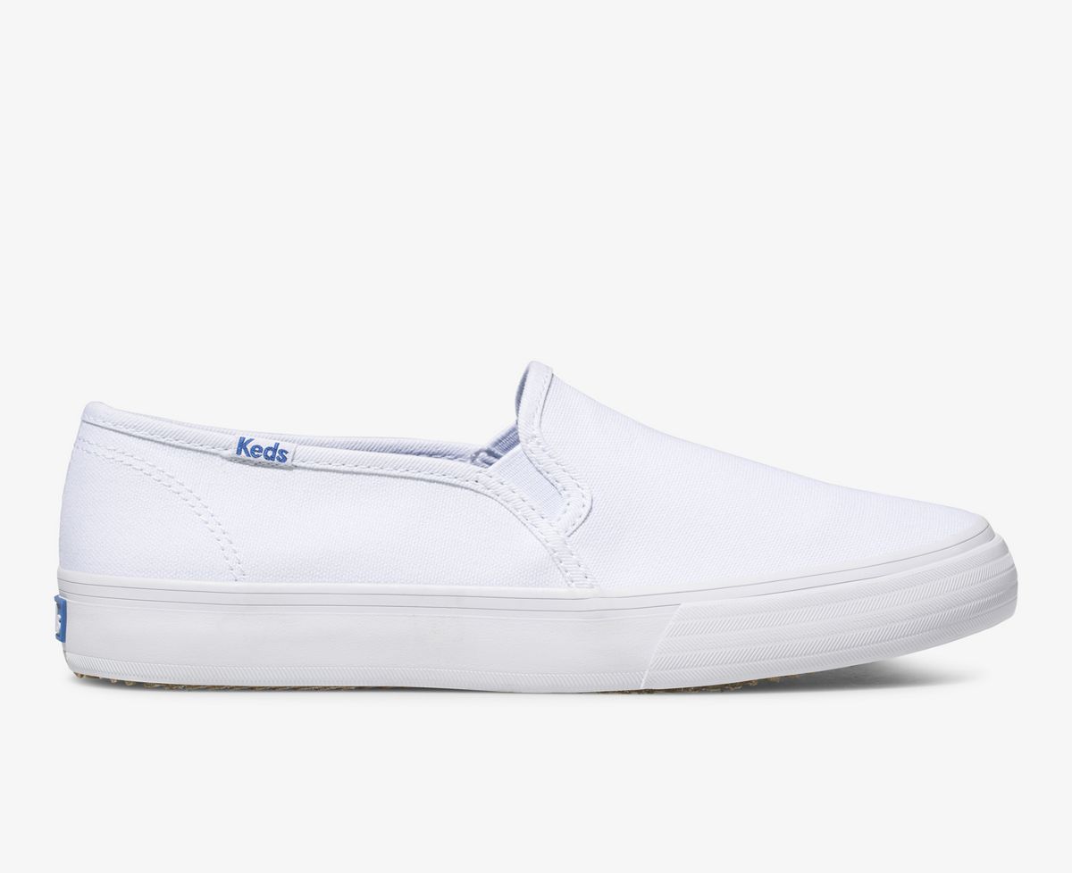 white canvas shoes