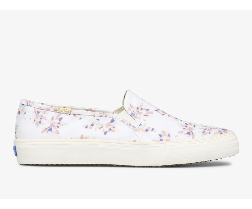 Double Decker Spring Floral Slip On Sneaker, Cream, dynamic 1