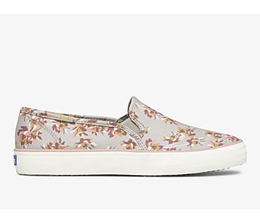 Double Decker Spring Floral Slip On Sneaker, Sage, dynamic