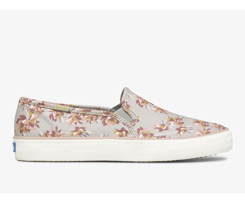 Double Decker Spring Floral Slip On Sneaker, Sage, dynamic 1