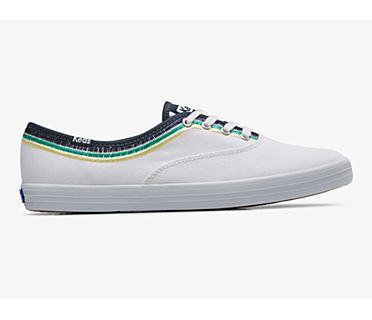 Champion Embroidered Sneaker, White Green, dynamic