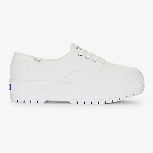 The Platform Lug Canvas Sneaker, Off White, dynamic