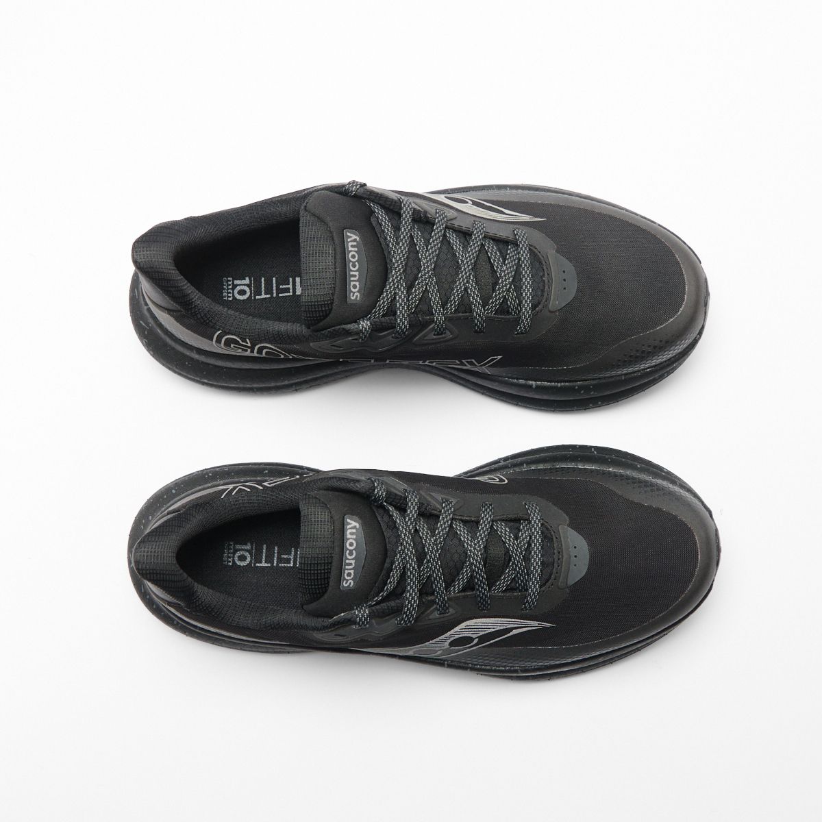 Triumph 23 GTX, Triple Black, dynamic 5