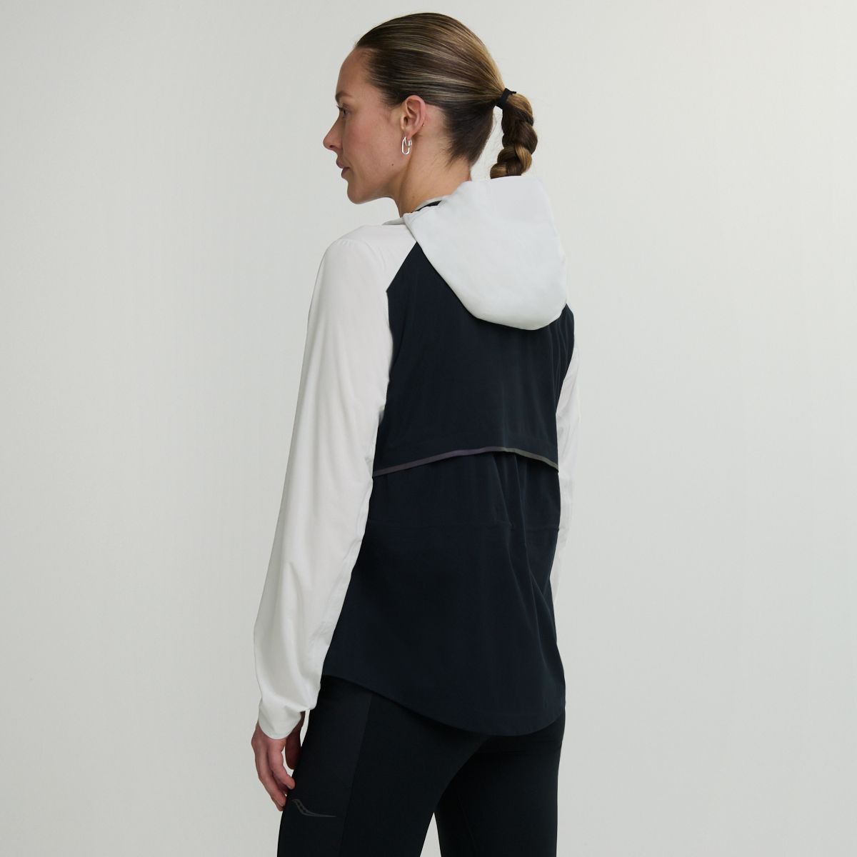 Hurricane Waterproof Jacket, White | Black, dynamic 2