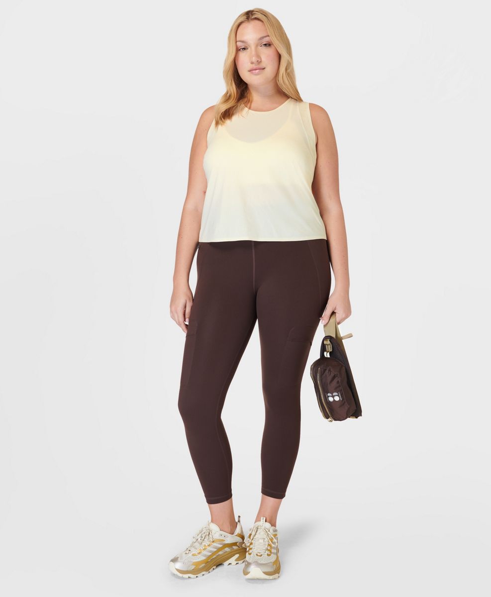 Ascend Power Cargo Workout Legging X Sweaty Betty, Cacao Brown, dynamic