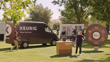 https://s7d4.scene7.com/is/image/keurig/james-corden-k-duo?fit=constrain,1&wid=375&hei=211