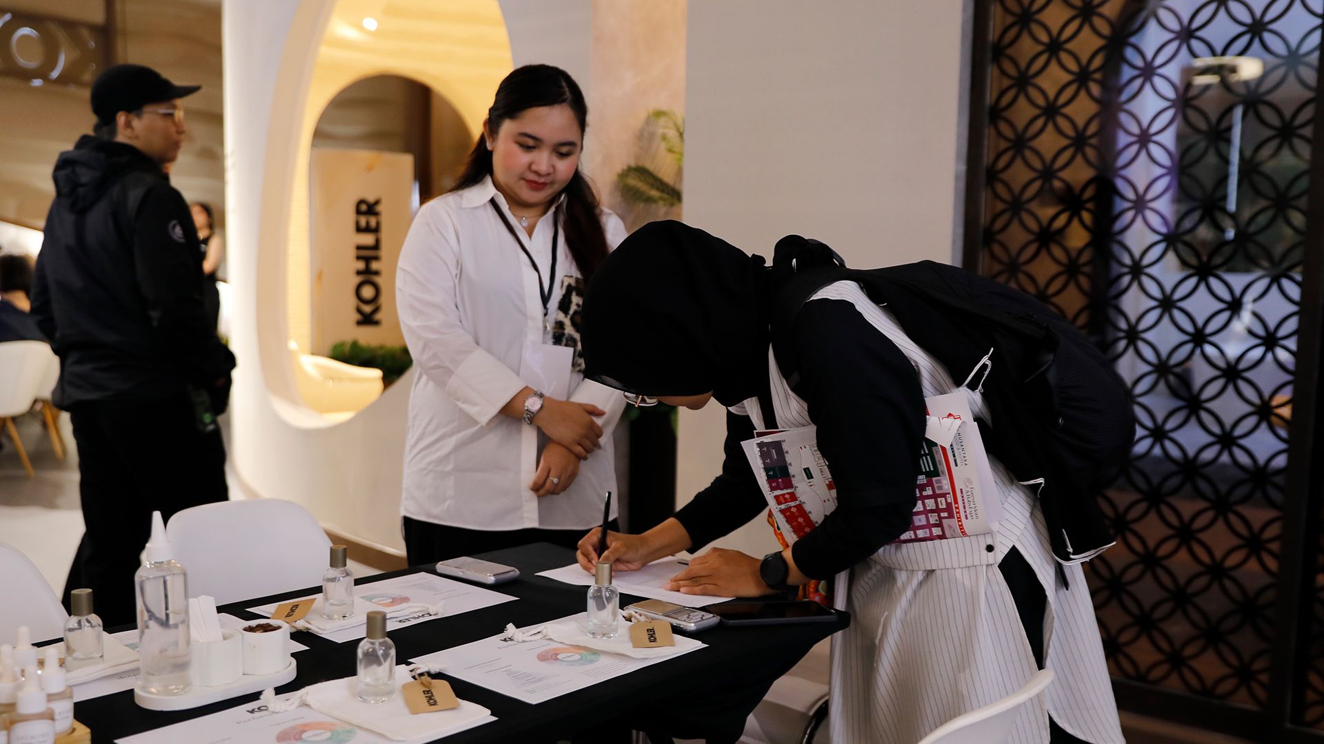 Indonesia - Images Item - /ibt-campaign/social 19