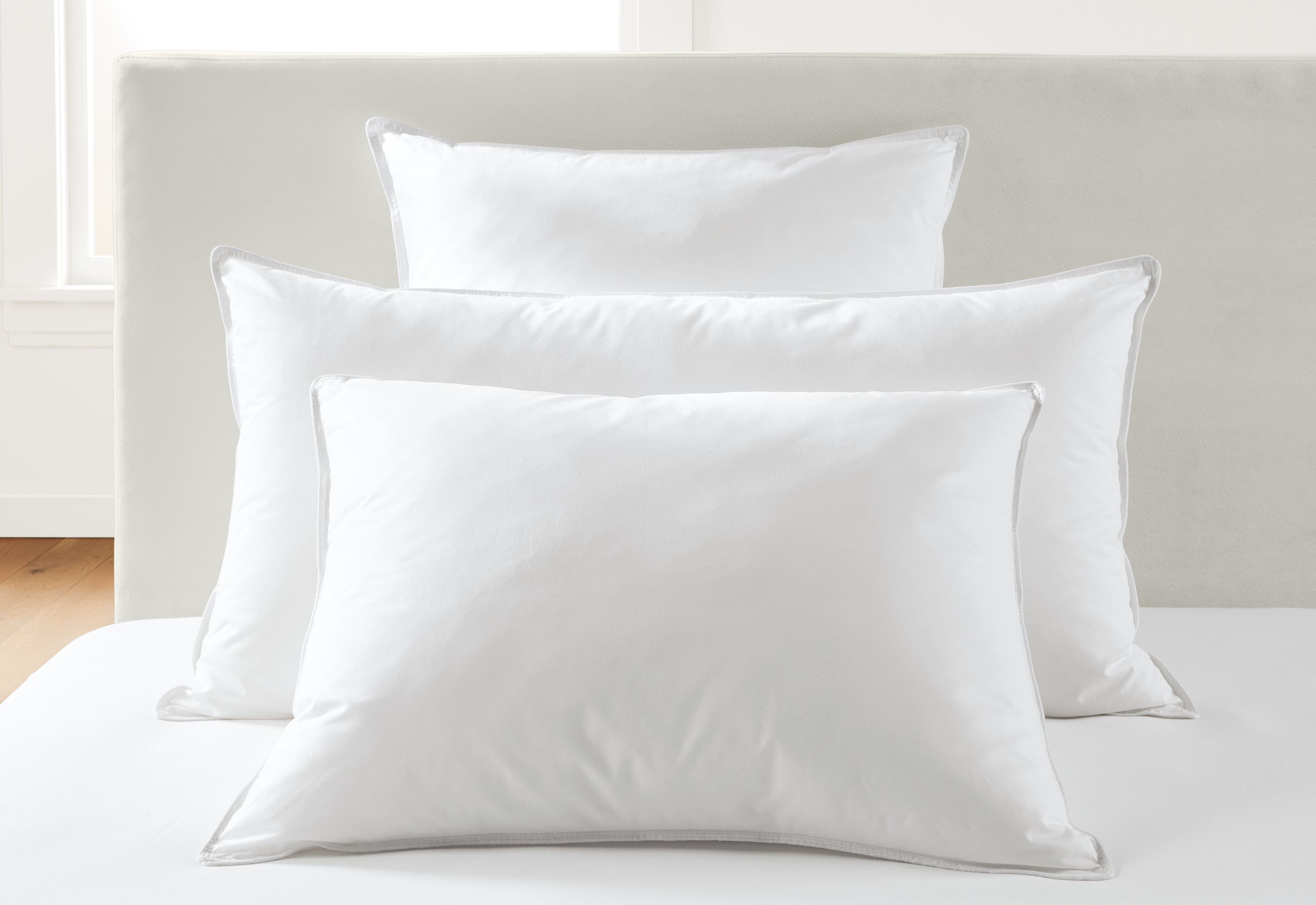 Hypoallergenic Pillows In Soft Medium Firm Modern Bedding