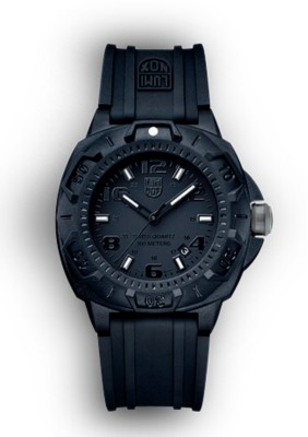 Luminox: 200 Series Sentry Series 43mm - TheFireStore